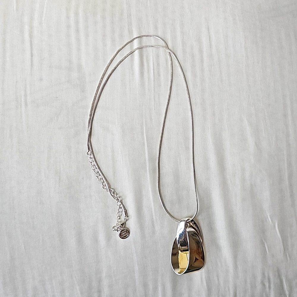 VINTAGE Dana Buchman silver pendant necklace